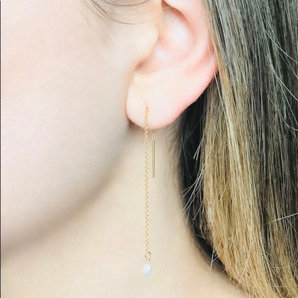 14k gold-filled threader earrings with pearls - Picture 5 of 7